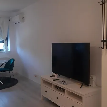 Mia!! Self Check-In!! Apartment Bucureşti Exterior foto