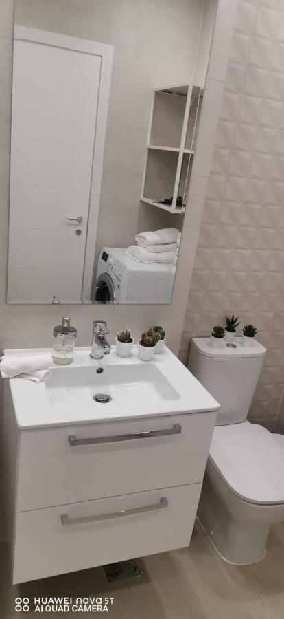 Apartment Mia!! Self Check-in!! *
