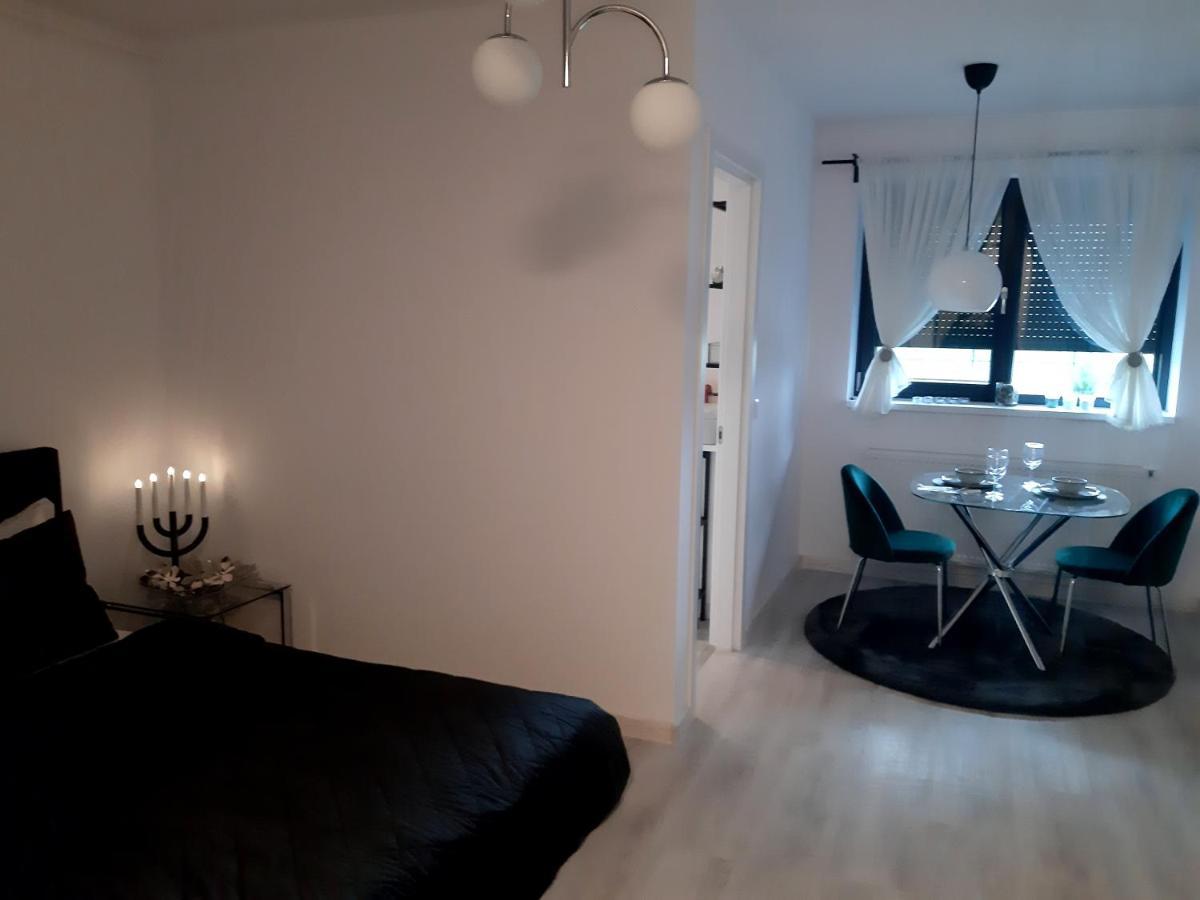 Mia!! Self Check-in!! Apartament