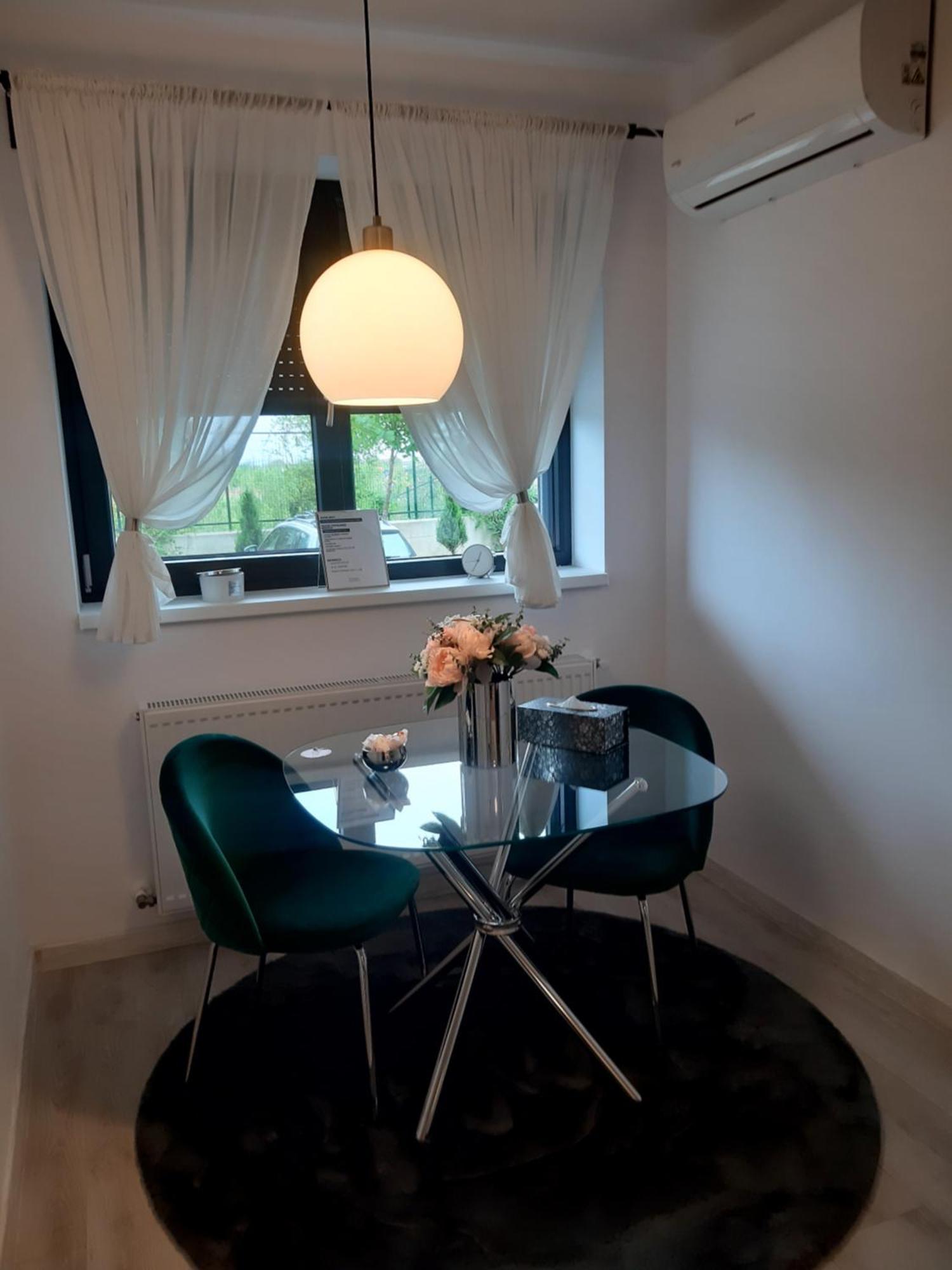 Apartament Mia!! Self Check-in!! Bucureşti